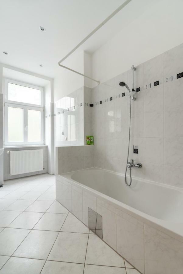Universum Apartment 2 Vienna Exterior photo